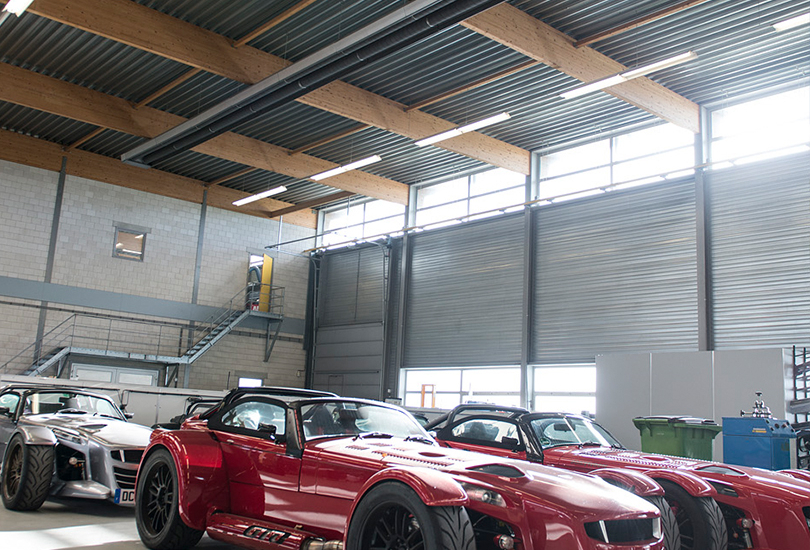 Donkervoort beheizt mit Dunkelstrahler von Mark